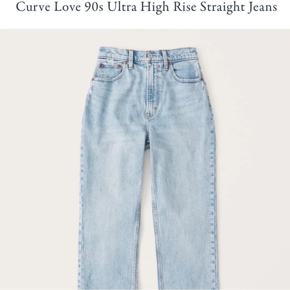 Abercrombie & Fitch - Curve Love 90s Ultra High Rise Straight Jeans (brand new!)